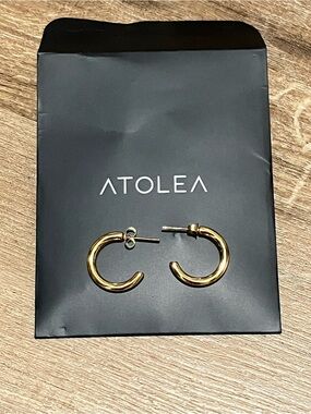 ATOLEA Gold Hoop Earrings - Classic Chunky Small Hoops